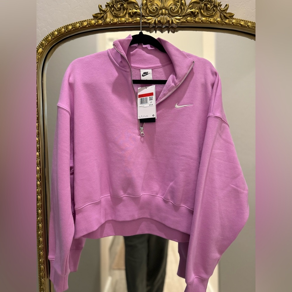 NWT Nike zip pullover